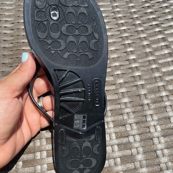 Coach Black Jelly Landon Gold Bow Flip Flops Sandals Flats NWOT - Picture 4 of 6